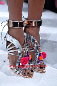 Svonces Modes 2020. Gadam Sandalias Mujer Sudraba Būrī Sandales Pom Pom Gladiatoru Sandales Sieviešu Atvērtu Kāju Papēži Puse Zīmolu Apavi